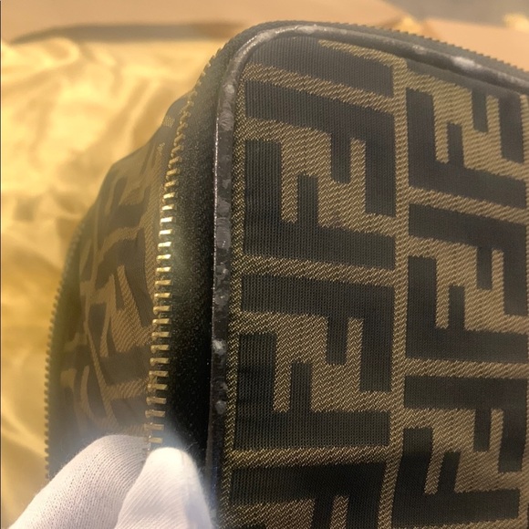 Vintage Fendi Collapsible Pouch Make-Up Toiletry Bag Rare - Picture 4 of 16